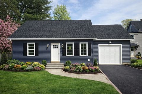 Photo of 114 Otis St #C, Westfield, MA 01085 (MLS # 73497705)