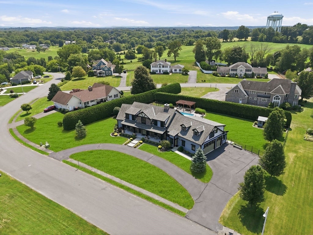 3 San Souci Dr, South Hadley, MA Photo #2