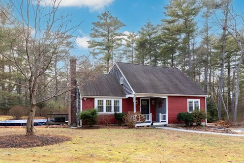 Photo of 49 Thompson St, Pembroke, MA 02359 (MLS # 73468377)