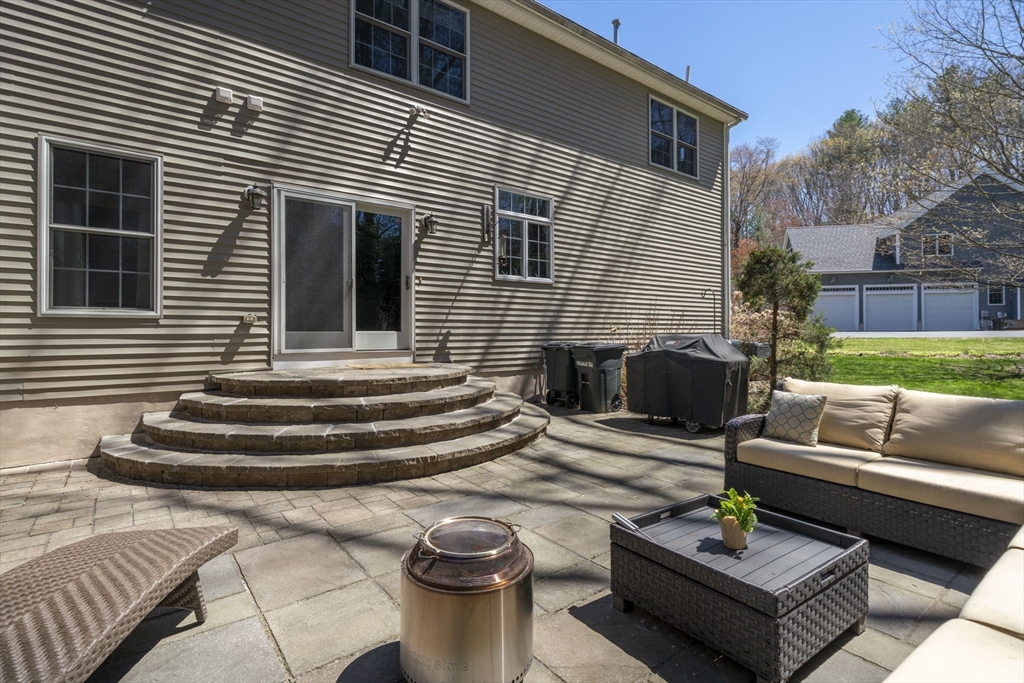 3 Archambault Way