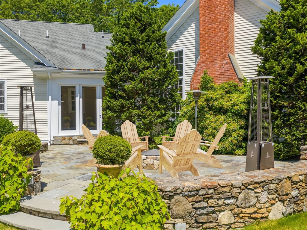 20 Longmeadow Drive