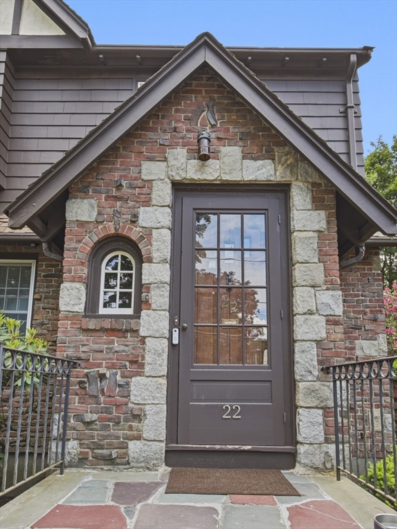 22 Ivy Rd.