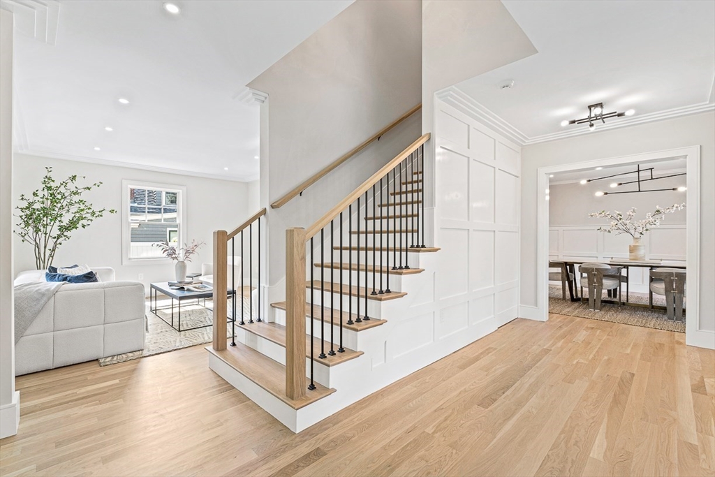88 Crest Rd