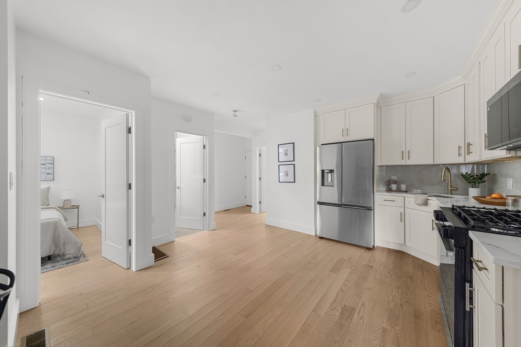 9 Noble Ct.