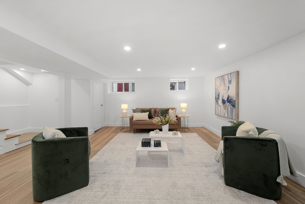 9 Noble Ct.