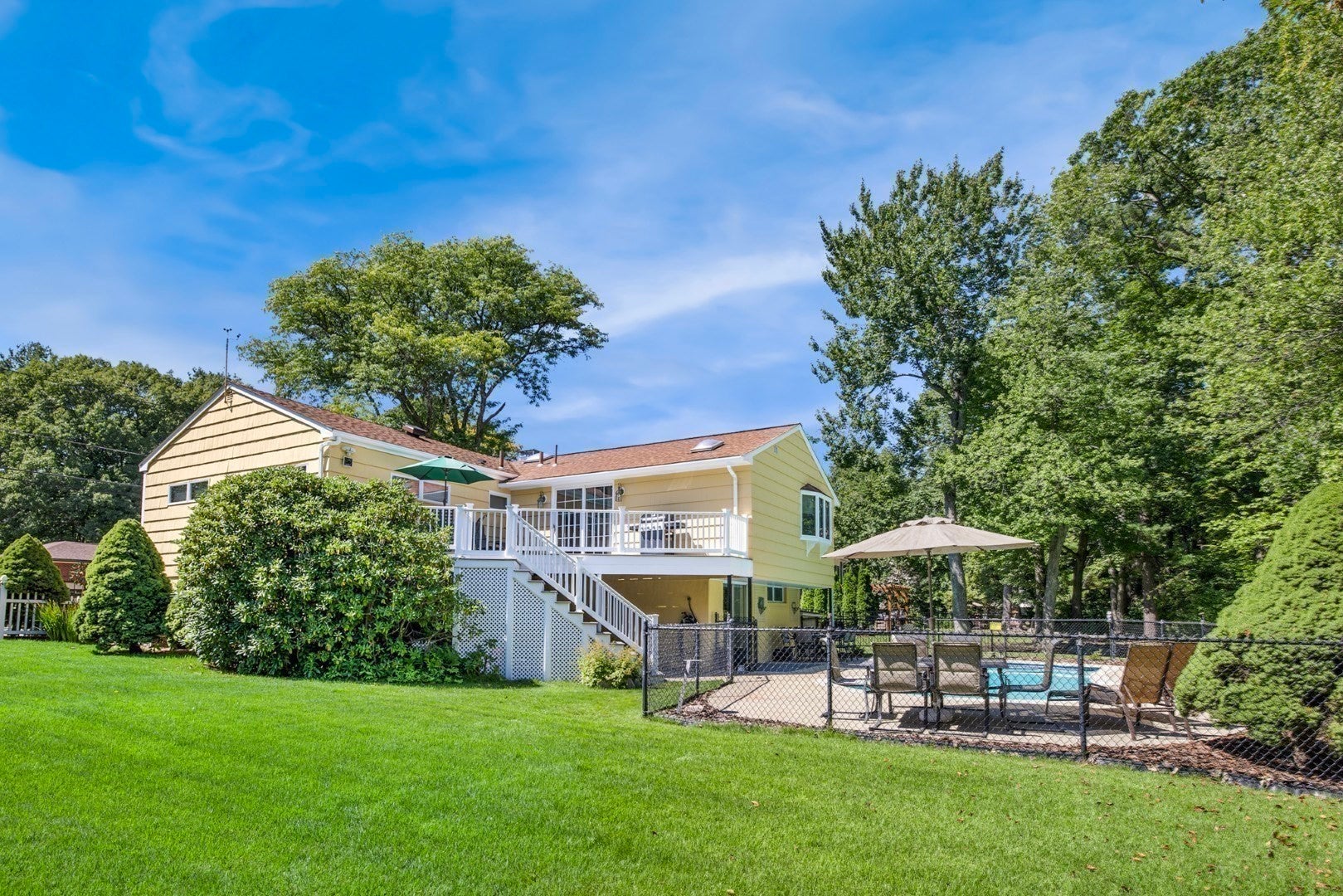 12 Carpenter Road