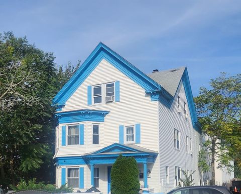 100-102 E Haverhill St Lawrence MA 01841
