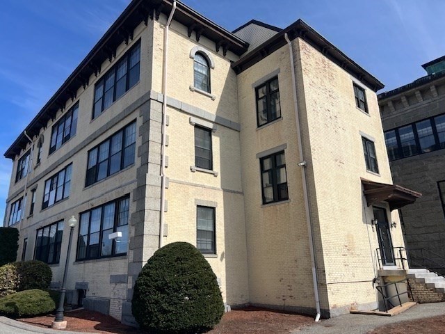 201 Thorndike Street #1-27, Lowell, MA Photo #36