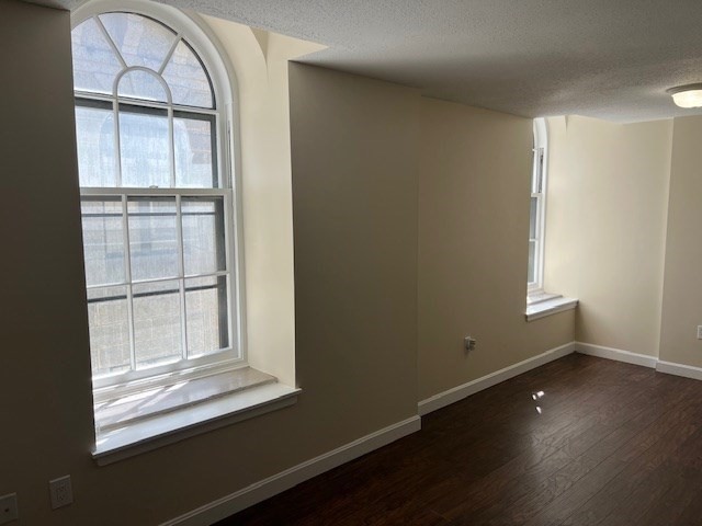 201 Thorndike Street 1-27