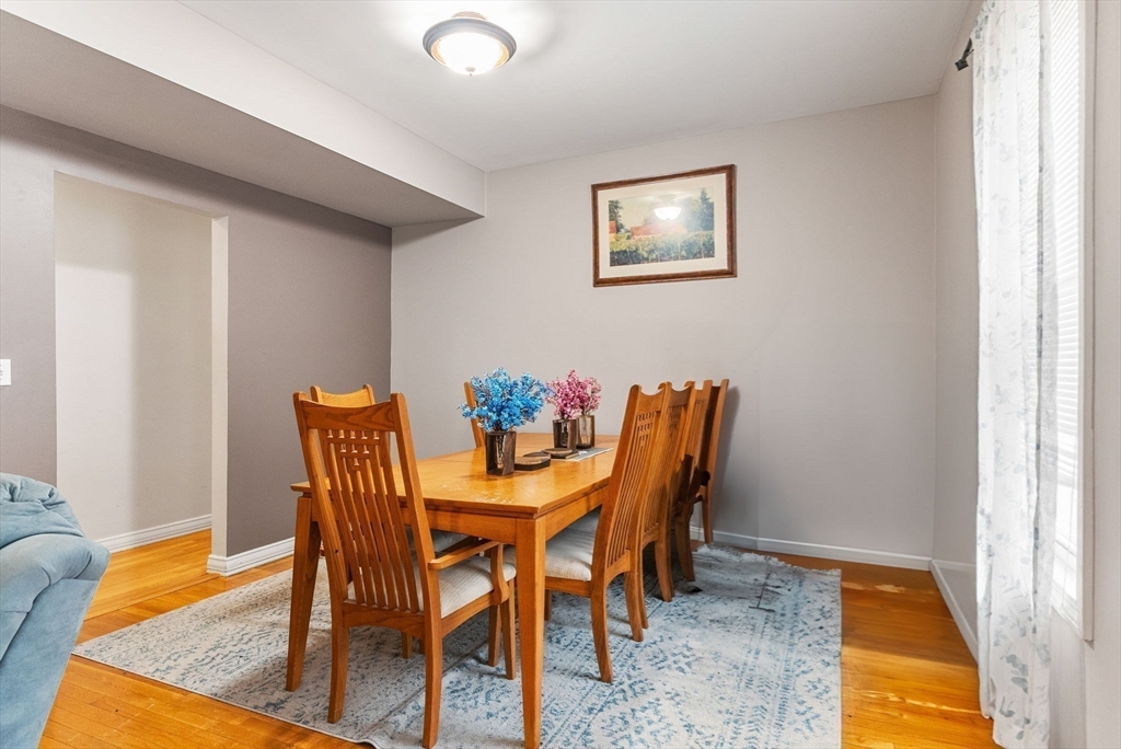 23 Trident Ave 2