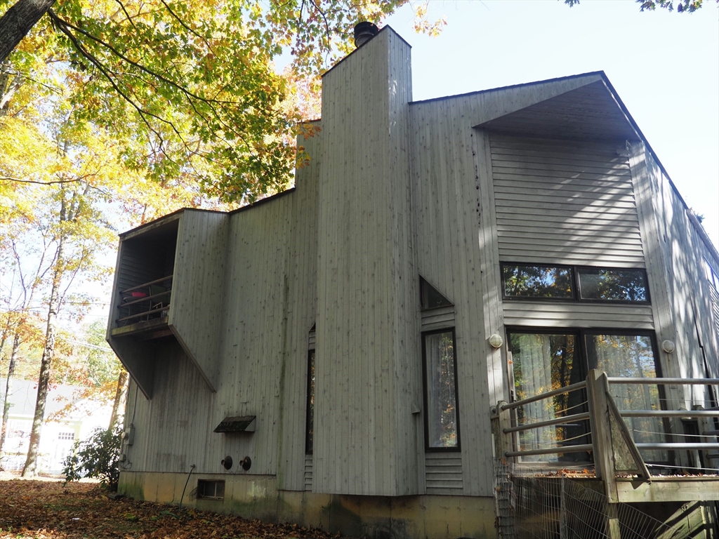 22 Prindle Hill Rd