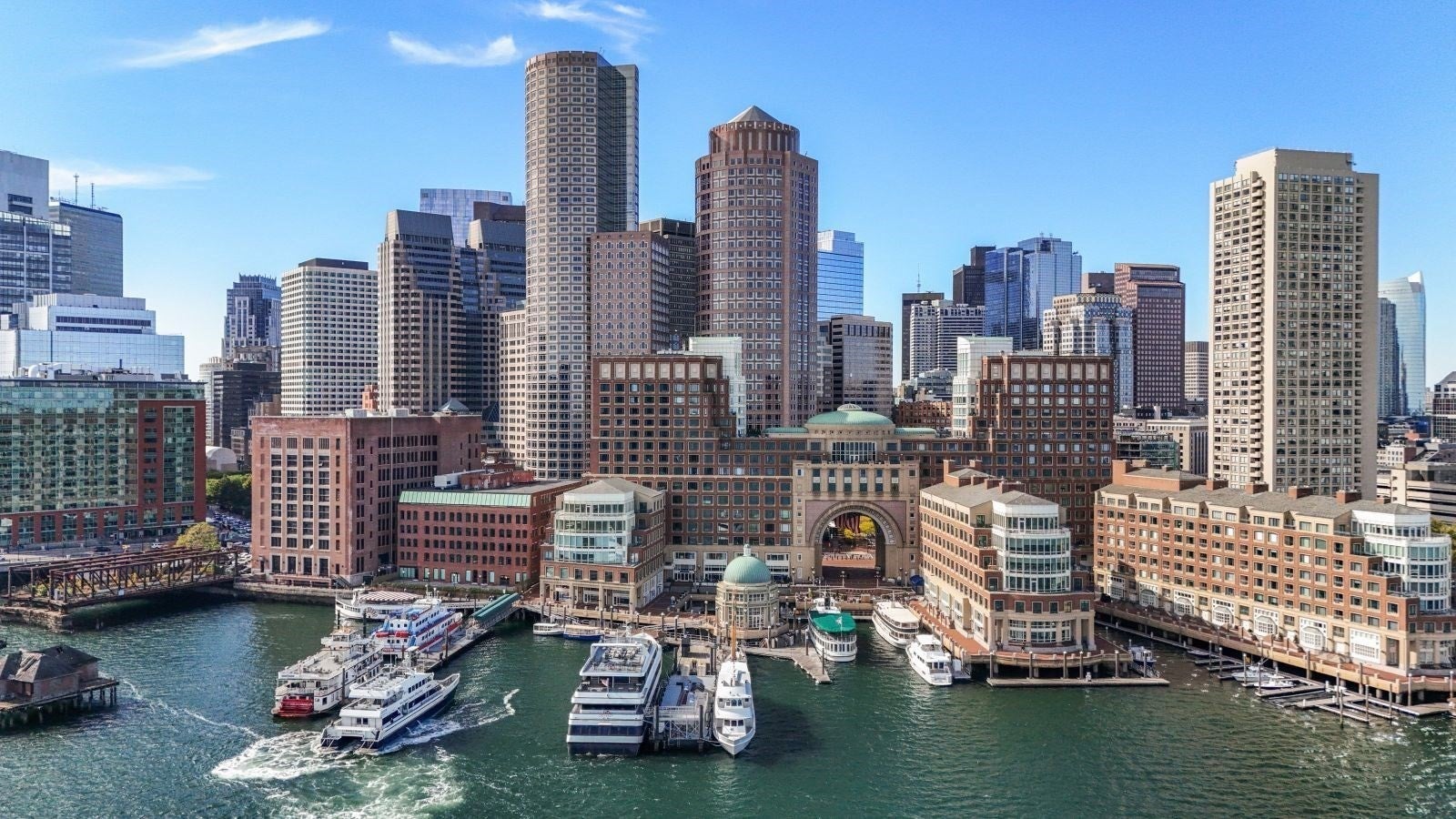 20 Rowes Wharf 604