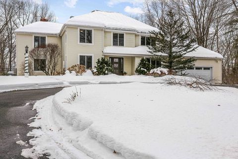 14 Sarsenstone Way Southborough MA 01772