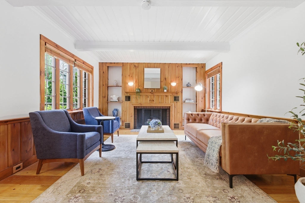 127 Larchmont Road