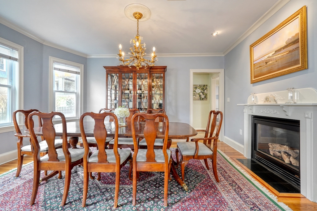 216-220 Newtonville Ave 218