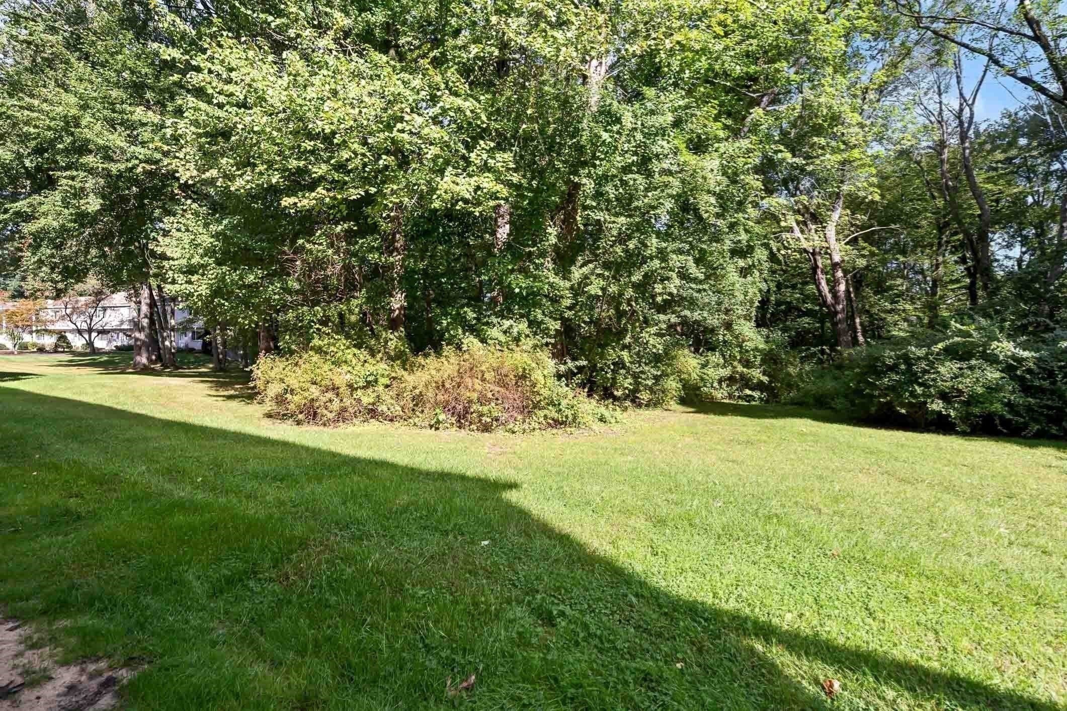 31 Farrwood Dr #31, Haverhill, MA Photo #24