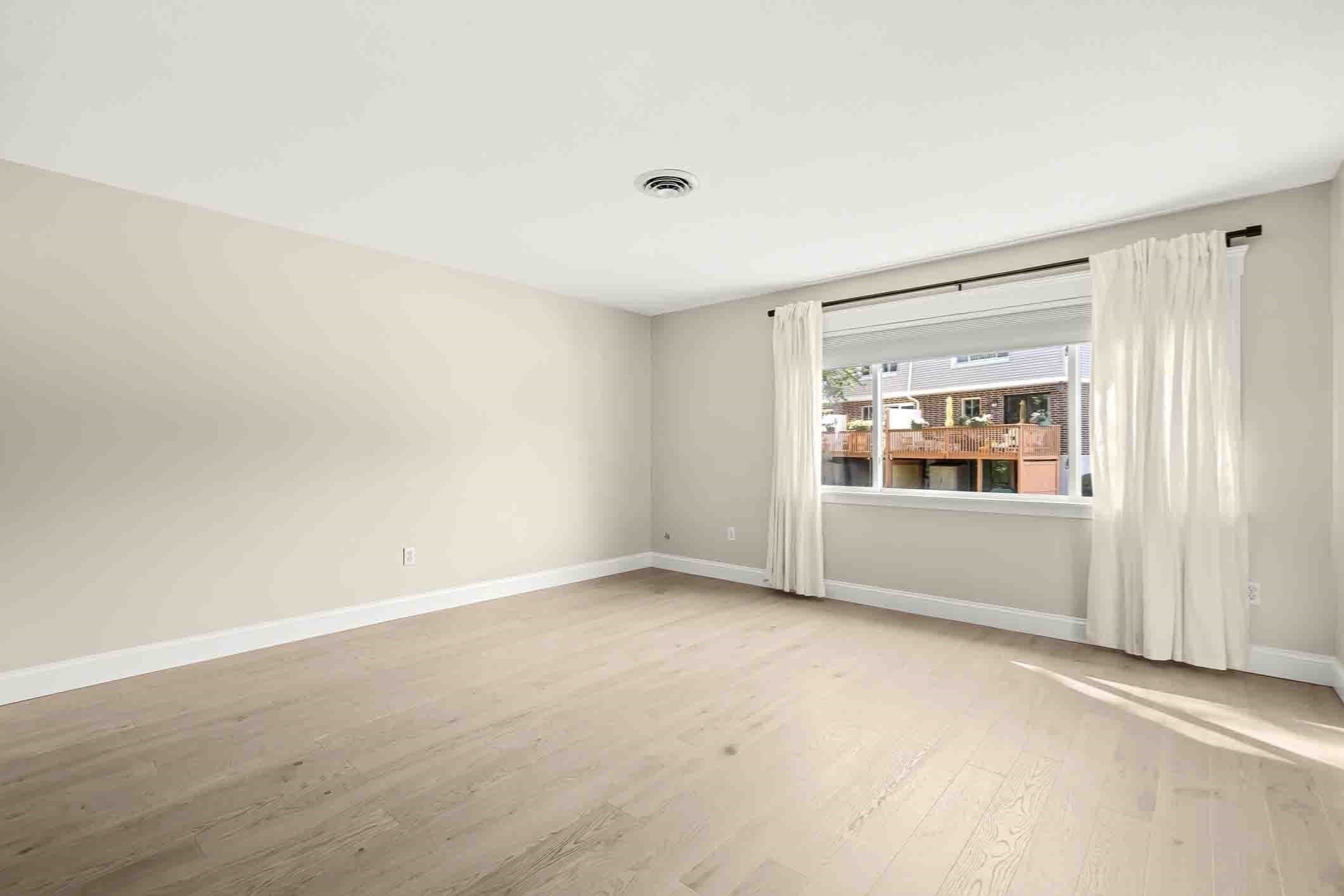 31 Farrwood Dr #31, Haverhill, MA Photo #14
