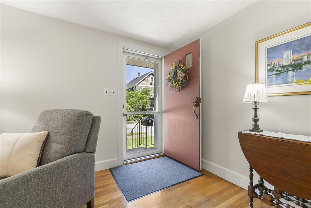 8 Ames Street