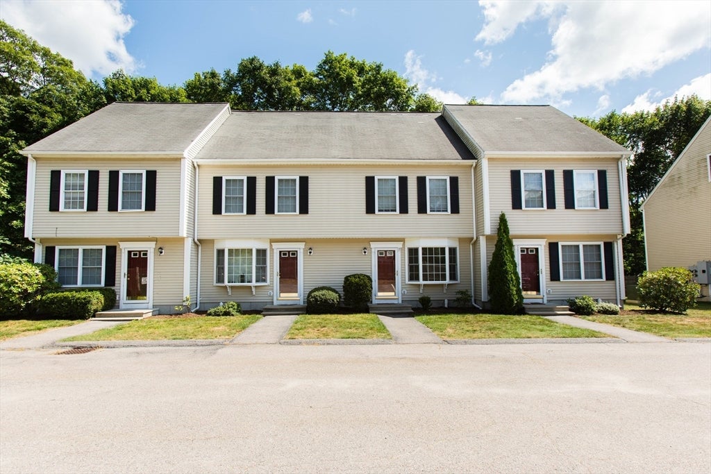 Photo of 292 Chestnut Street, North Attleboro, MA