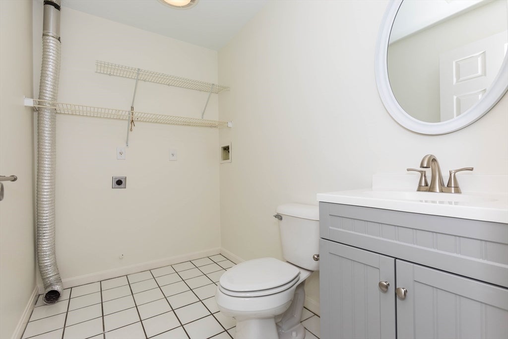 292 Chestnut Street #2, North Attleboro, MA, 292 Chestnut Street #2, North Attleboro, MA Photo #4