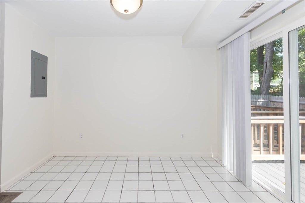 292 Chestnut Street #2, North Attleboro, MA, 292 Chestnut Street #2, North Attleboro, MA Photo #5