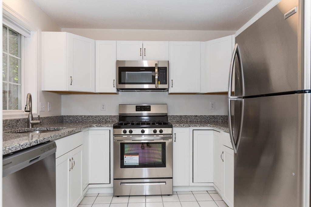 292 Chestnut Street #2, North Attleboro, MA, 292 Chestnut Street #2, North Attleboro, MA Photo #6