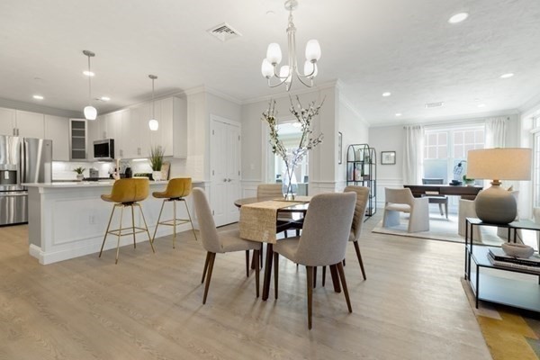 320 Middlesex Ave B110