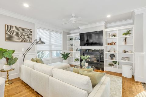 17 June Street 2 Boston MA 02131