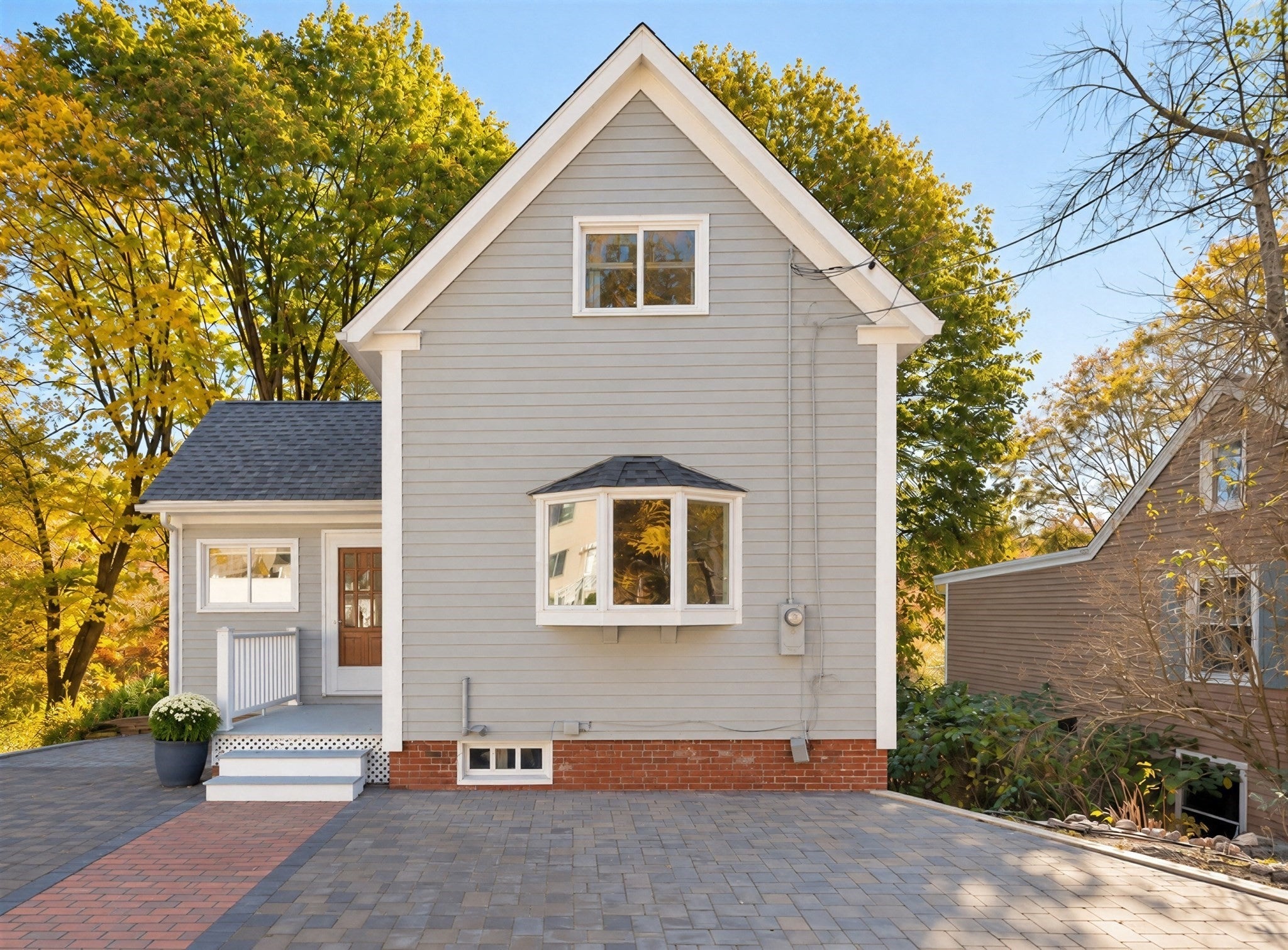 274 Western Avenue