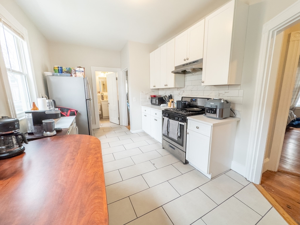 107 Columbia Street 1