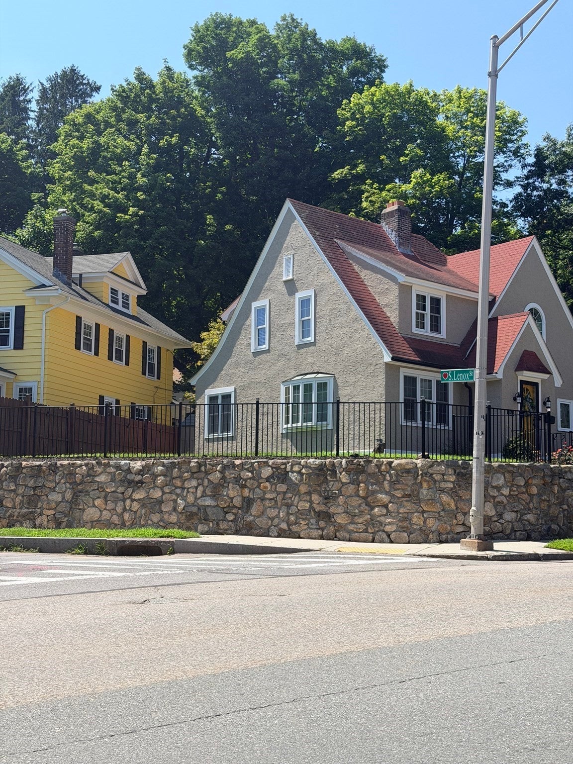 860 Pleasant St, Worcester, MA, 860 Pleasant St, Worcester, MA Photo #3