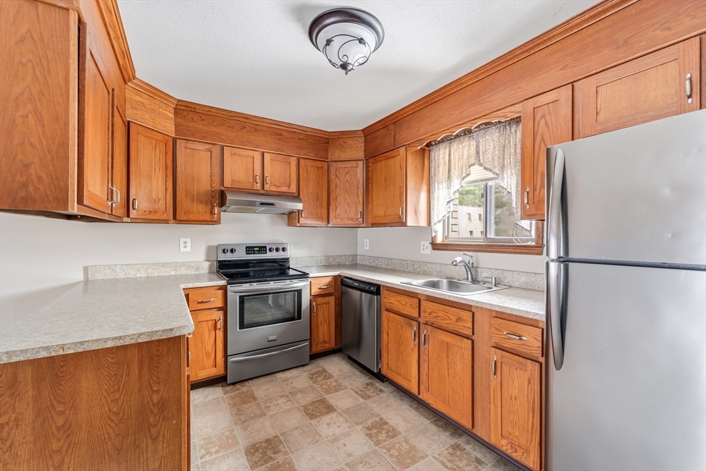 198 Beekman Drive 198