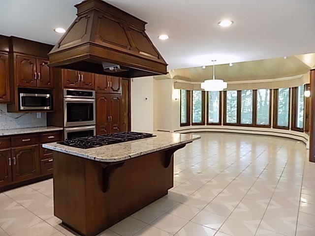 5 Azalea Rd