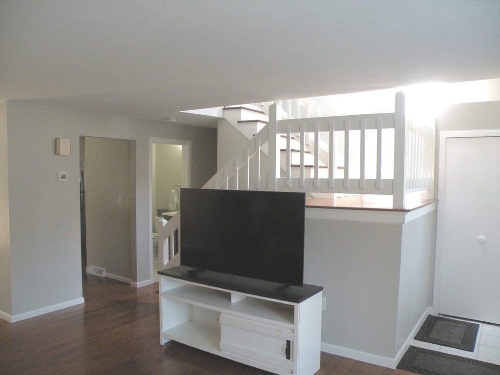 41 Elm Street B2