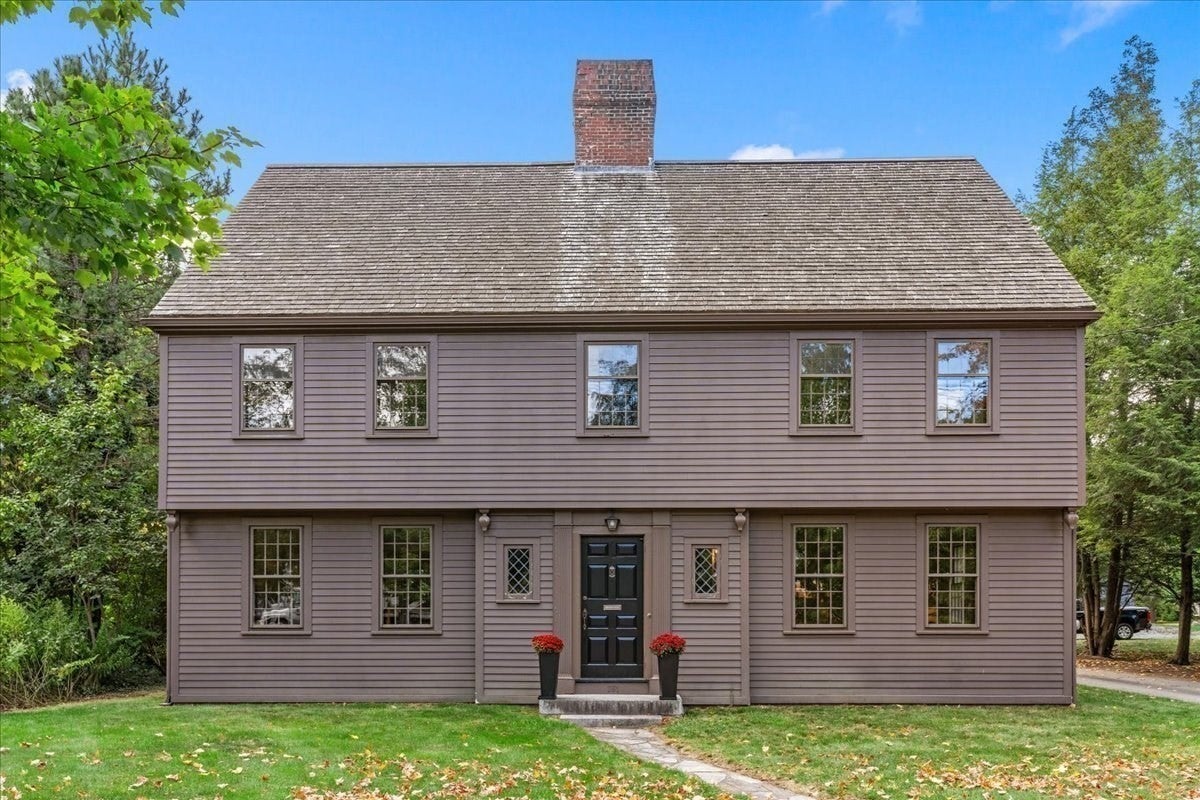 Photo of 761 Main St, Hingham, MA