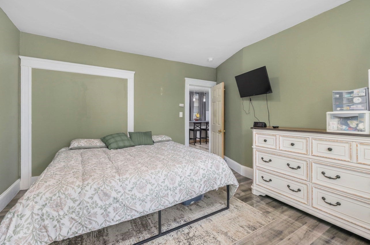 628 Cumberland Hill Rd, Woonsocket, RI, 628 Cumberland Hill Rd, Woonsocket, RI Photo #15