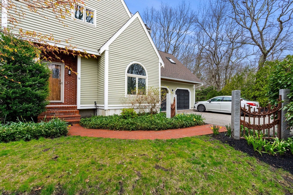 16 Ellisville Rd