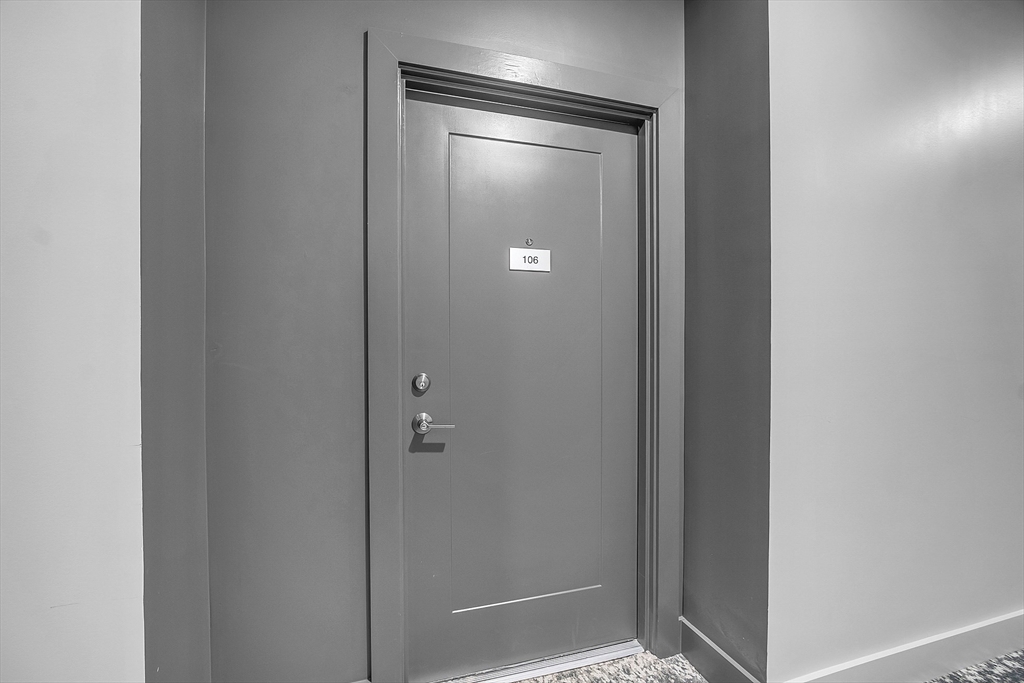 55 Pointe Place 202