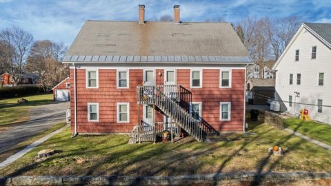 5 B St Douglas MA 01516