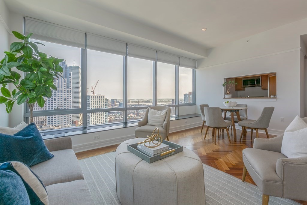 2 Avery St 27G