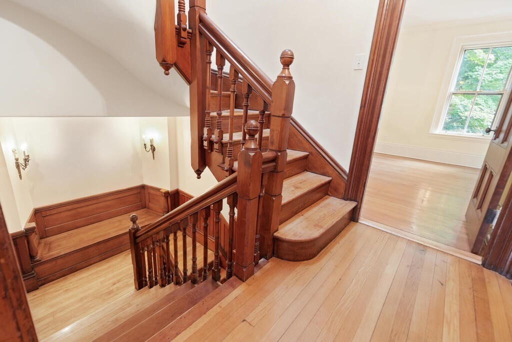 2 Rangeley Road 2