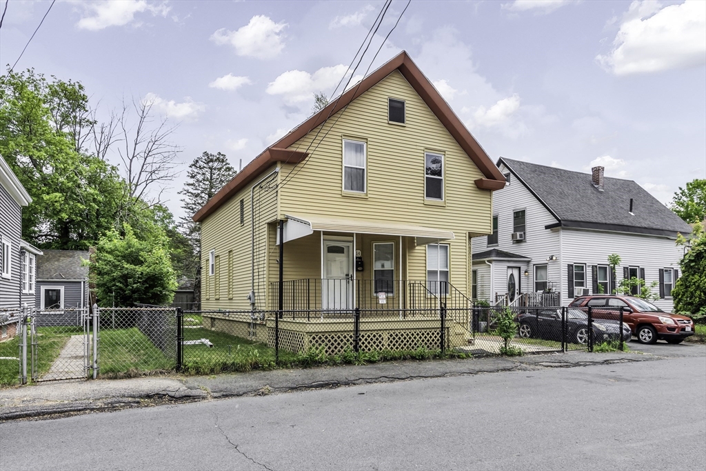 14 Pond St