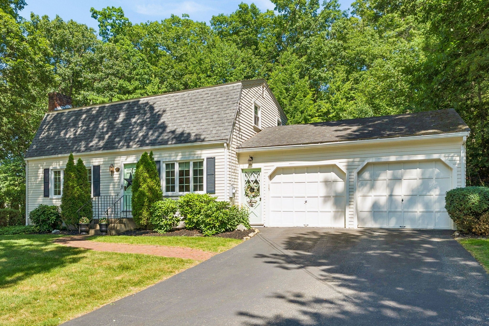 12 Hyder Street