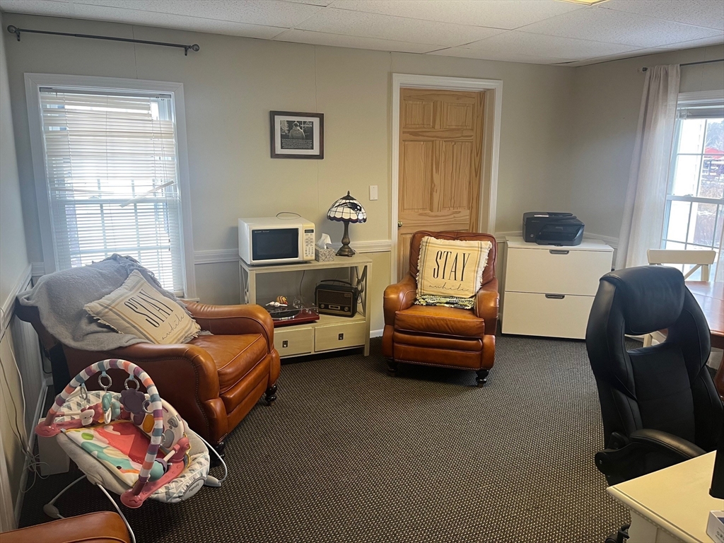 400 Boston Post Road 42