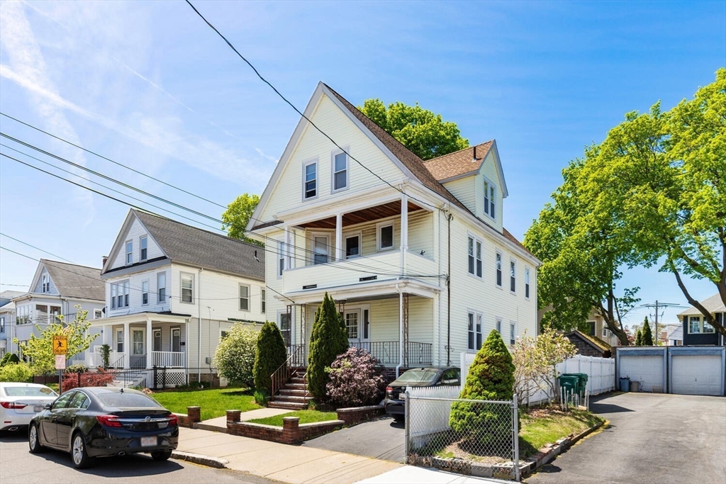 124 Grant Ave