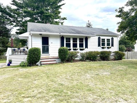 18 Hunt Way Marshfield MA 02050