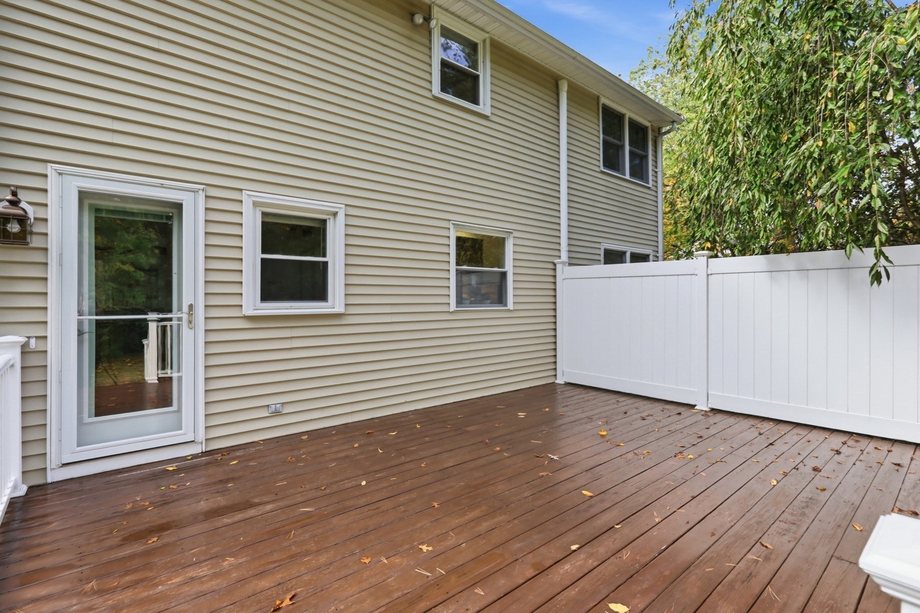 14 Dunvegan Dr
