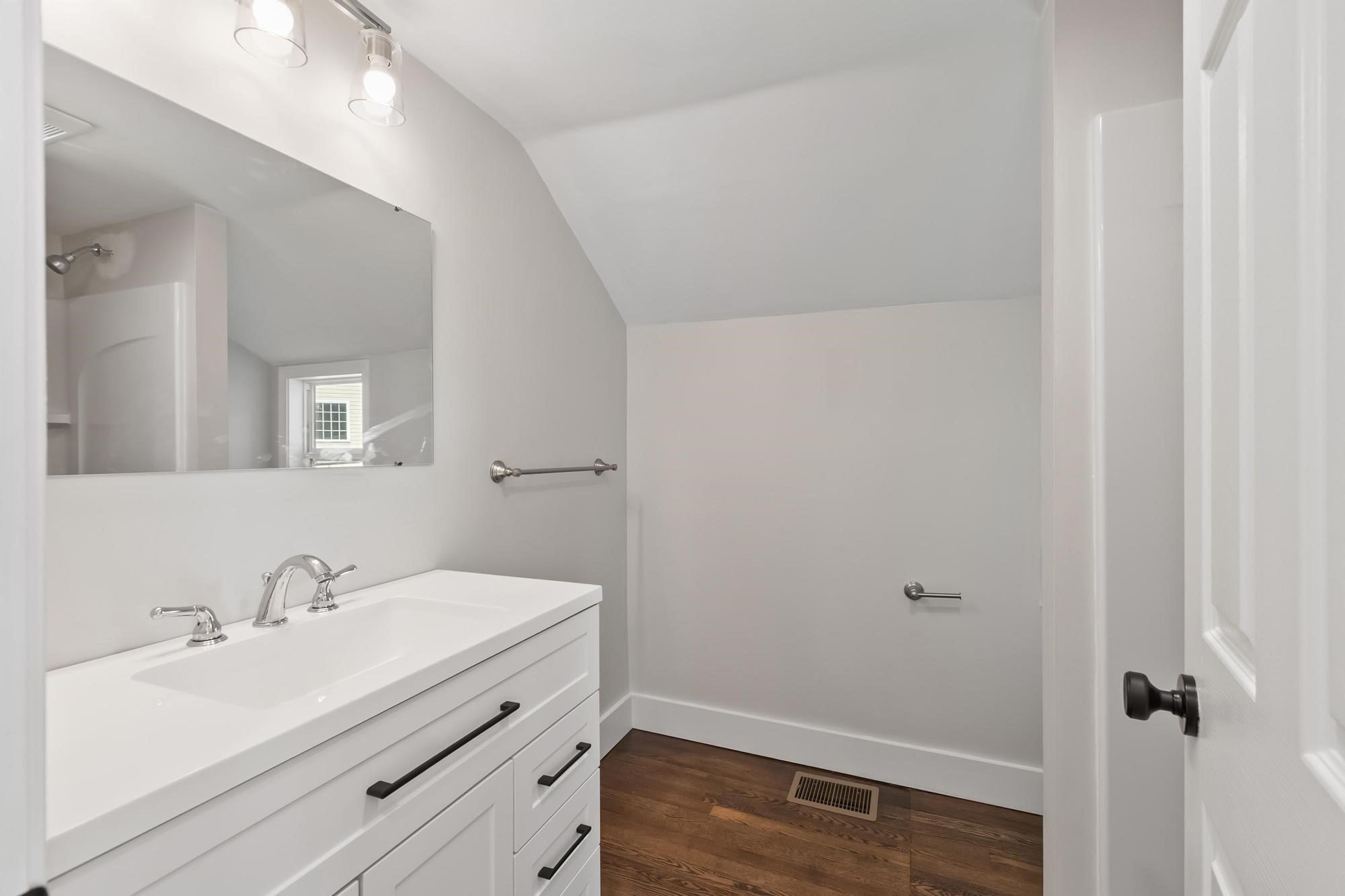 96 King St, Littleton, MA, 96 King St, Littleton, MA Photo #34
