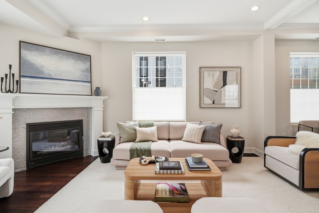 155 W 9th St. 1