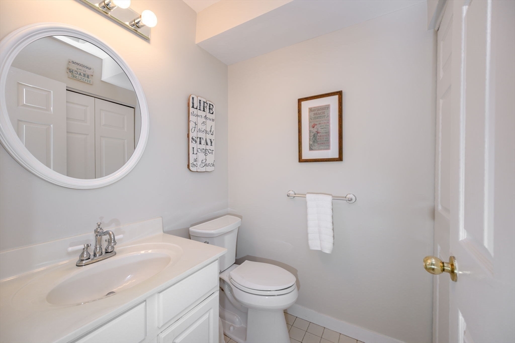 24 School St #A, Hull, MA Photo #12